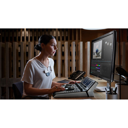 Blackmagic Design DaVinci Resolve Editor Keyboard with Resolve Software