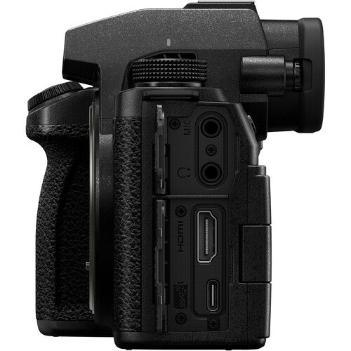 Panasonic LUMIX S5 IIX Mirrorless Camera with 24-60mm f/2.8 Lens