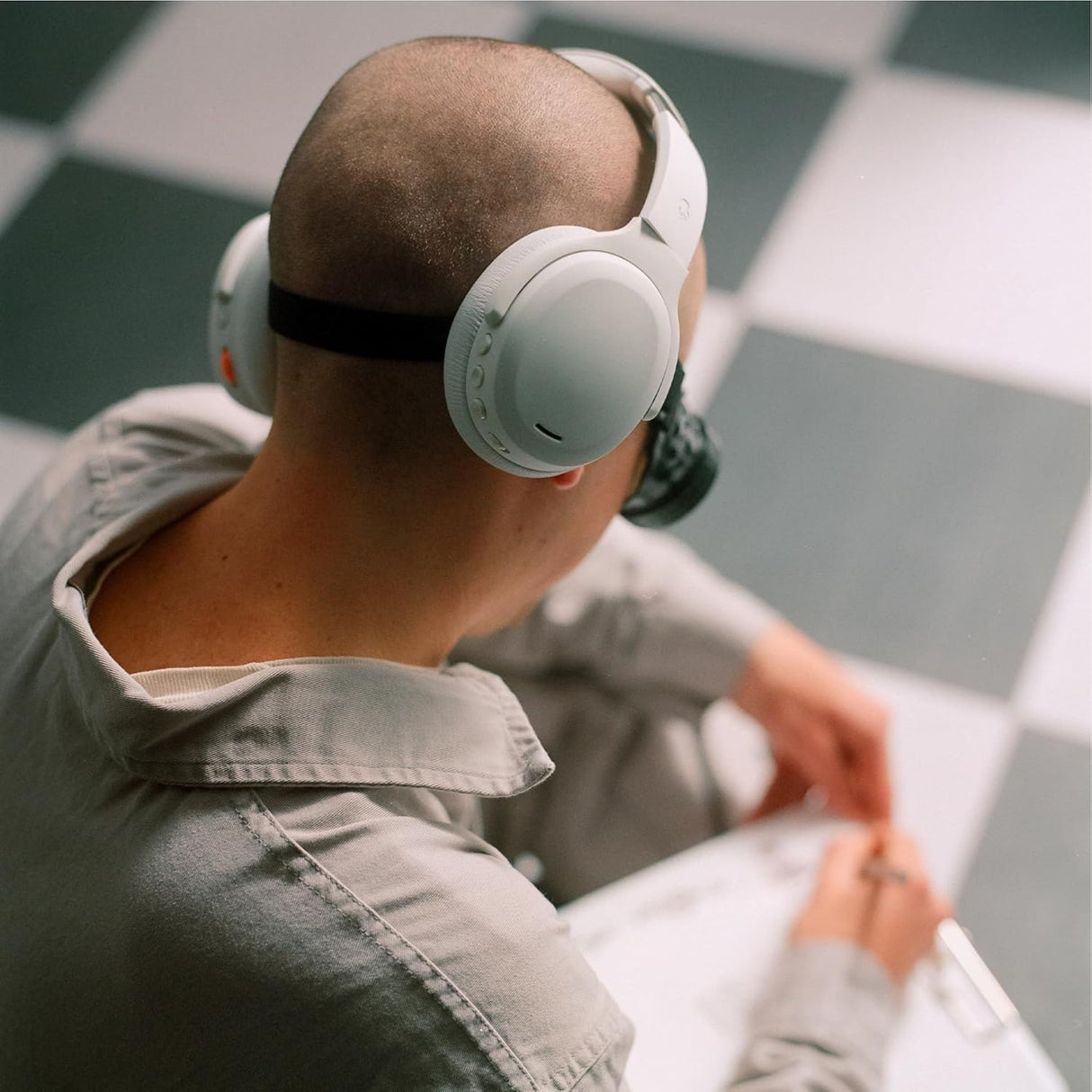 Skullcandy Crusher ANC 2 Over-Ear Noise Canceling Wireless Headphones (BONE)