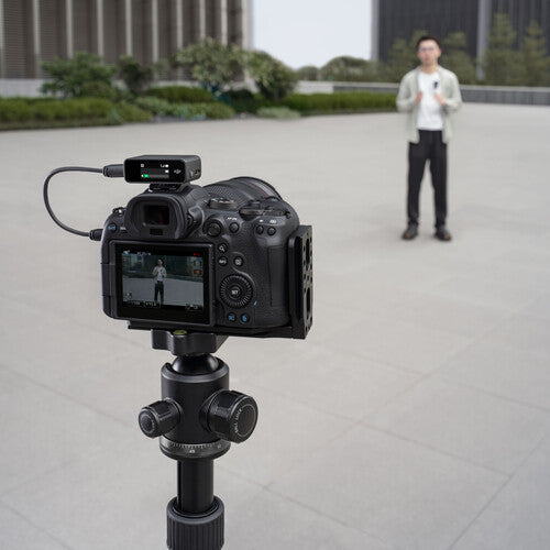DJI Mic Compact Digital Wireless Microphone System/Recorder for Camera & Smartphone (2.4 GHz)