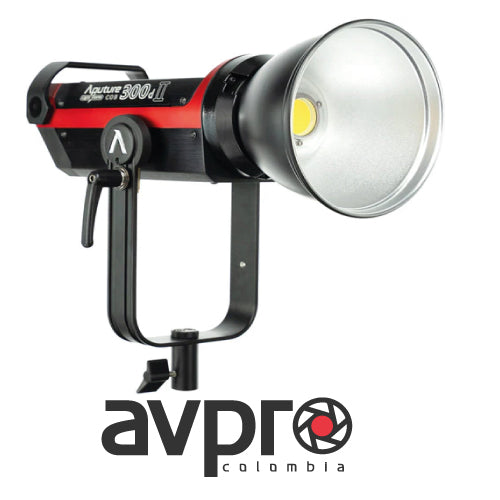 Aputure LS C300d II Daylight LED Monolight (V-Mount)